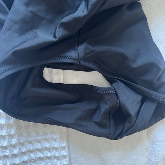 NWOT Solid & Striped Veronica One Piece Swimsuit - Picture 8 of 8